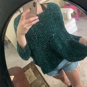 ✨ Cute chunky green sweater ✨